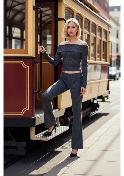 Kadın Alt Üst Açık Omuzlu Uzun Kollu Crop Örme Üst Beli Lastikli Ispanyol Paça Örme Pantolon Takımı modelleri