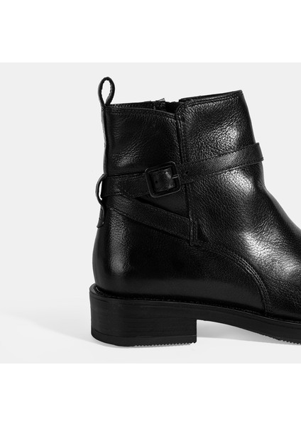Kadın Siyah Ayarlanabilir Tokalı Deri Bot