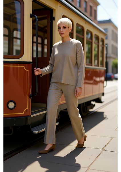 Kadın Alt Üst Fitilli Triko Takım Bisiklet Yaka Düşük Kol Fonksiyonel Dayanıklı Kaliteli Konforlu modelleri