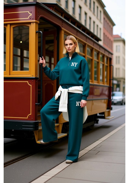 Genç Kız Nakış Detaylı Dik Yaka Yarım Fermuarlı Wideleg Geniş Paça Örme Eşofman Takımı Şık modelleri