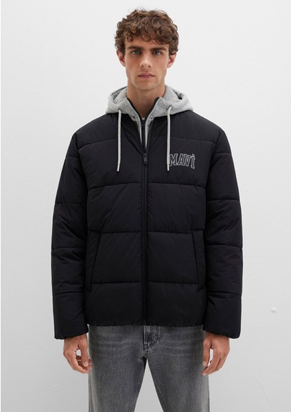 Mavi Logo Baskılı Kapüşonlu Siyah Şişme Mont 0110662-71379