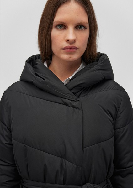 Kapüşonlu Siyah Şişme Mont 1110045-900