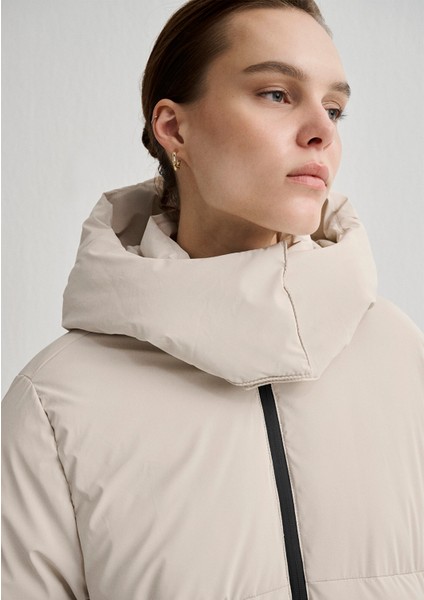 Kapüşonlu Bej Şişme Mont 1110487-70136