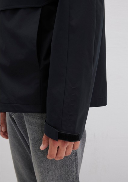 Su İtici Kapüşonlu Siyah Ceket 0110348-900