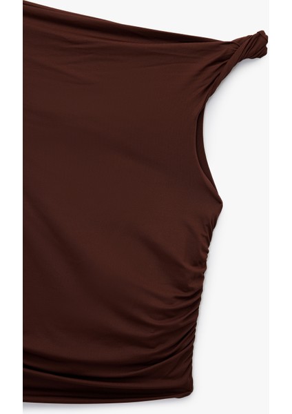 Uzun Kollu Slim Fit Tek Omuz Drapeli Asimetrik Yaka Tişört modelleri