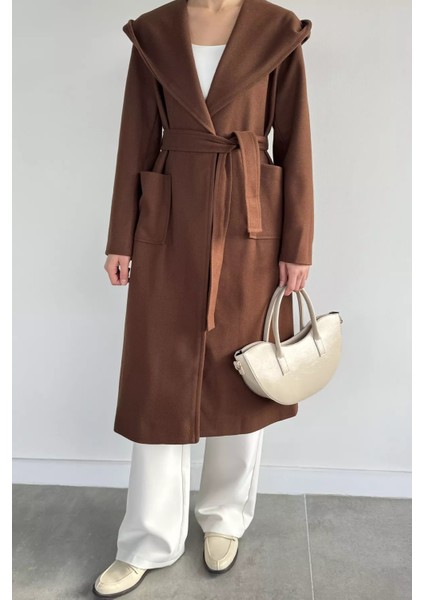 Kadın Bel Kuşaklı Iç Astarlı Kapüşonlu Kaban P-00019493