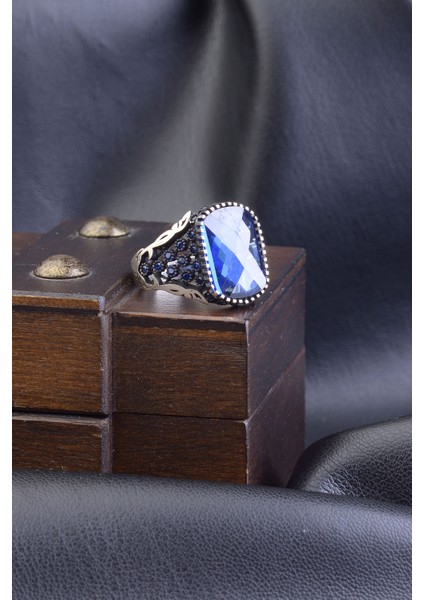 Mavi Zirkon Taşlı Yanları Zirkon Işlemeli 925 Ayar Gümüş Erkek Yüzük fırsatları