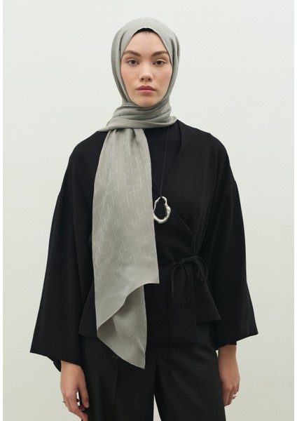 Monogram Pamuk Floş Jakarlı Şal Soğuk Gri fırsatları