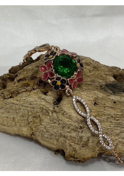 Gümüş Yeşil Taşlı Kadın Kolyesi fiyatları