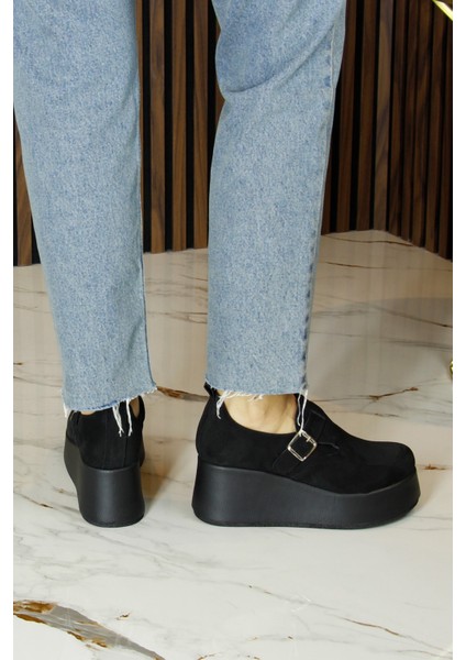 Miyuki Siyah Süet Yuvarlak Burun Lastik Bantlı Dolgu Topuklu Günlük Ayakkabı