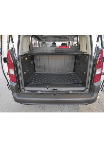 Peugeot Rifter 2019 Bagaj Havuzu | Bagaj Demirli