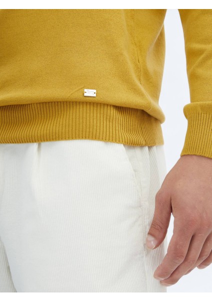 Sarı Bisiklet Yaka Düz Örgü Pamuk Karışımlı Triko Kazak