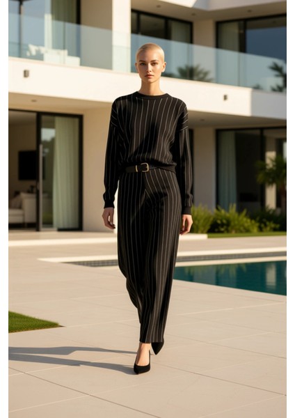 Kadın Alt Üst Triko Çizgili Oversize Kazak Pantolon Takımı Günlük Şıklık ve Bir Arada Sunuyor Spor fiyatları