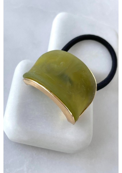 Mermer Görünümlü Tümsek Tasarım Gold Detaylı Kadın Lastik Toka Haki fiyatları