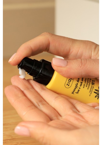 Ananas Özlü Nemlendirici Yüz & Boyun Serumu - Kafein Içerikli 50 ml modelleri