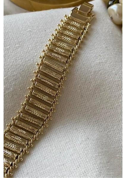 Özel Seri Tırtıklı Silindir Tasarım 14K Xuping Kadın Çelik Bileklik Altın fiyatları