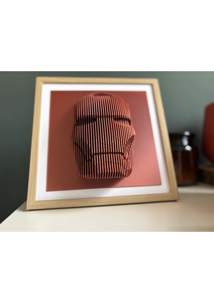 CRAFTSY3D Iron Man Katmanlı Heykel – 3D Baskı Dekoratif Masaüstü Koleksiyon Ürünü