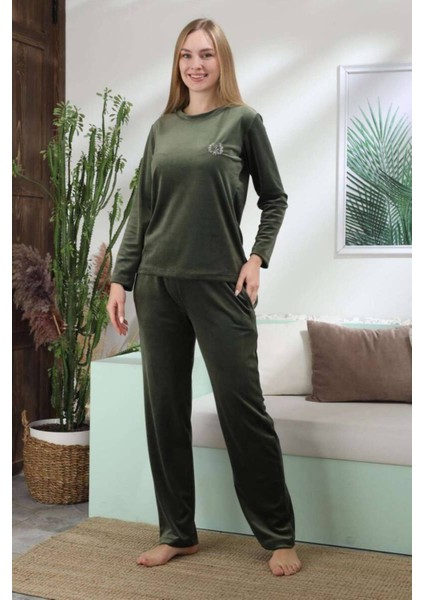 Kadife Kadın Pijama Takımı - Ithal Kadife Yeşil Nakışlı Cepli 2598UK fırsatları