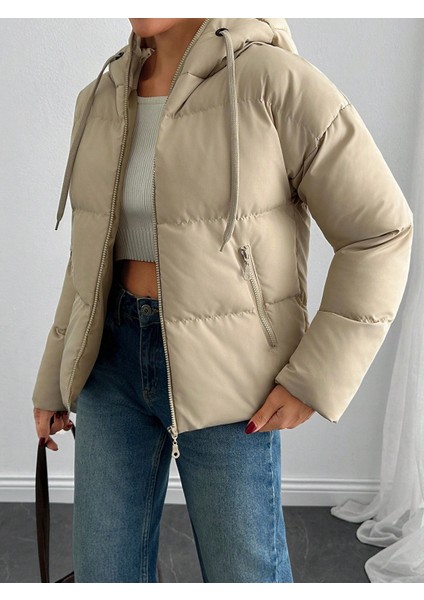 Kadın Kapüşonlu Şişme Mont modelleri