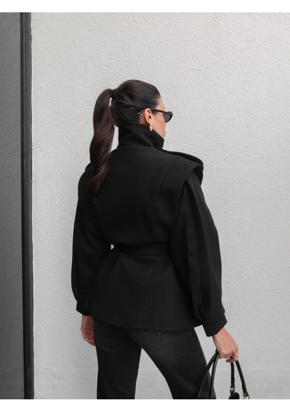 Vatkalı Omuz Apolet Detay Kaşe Kaban indirimleri