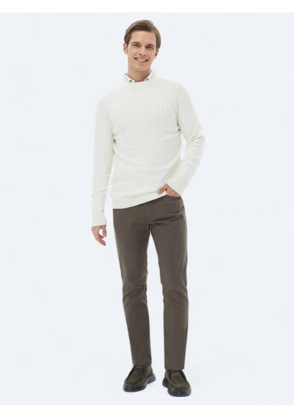 Ekru Bisiklet Yaka Desenli Triko Kazak