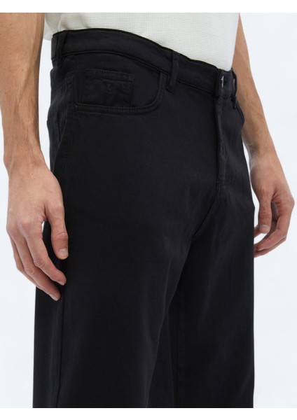 Siyah Dokuma Carrot Fit Casual Pamuk Karışımlı Pantolon