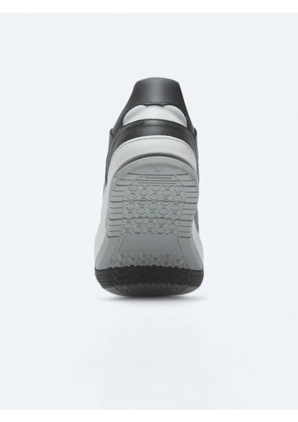 Siyah Deri Spor Ayakkabı