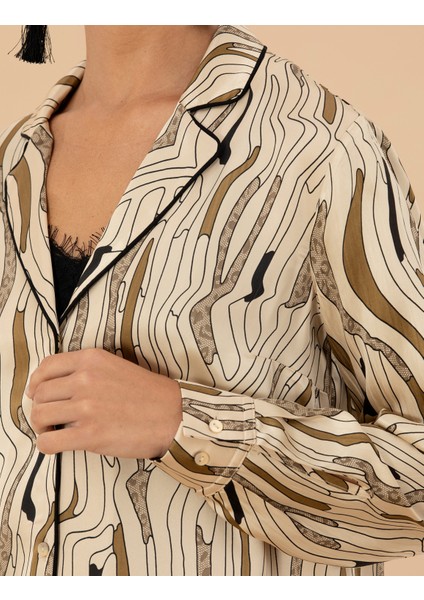 Kadın Krem Regular Fit Uzun Kollu Saten Gömlek 50275629-VR071