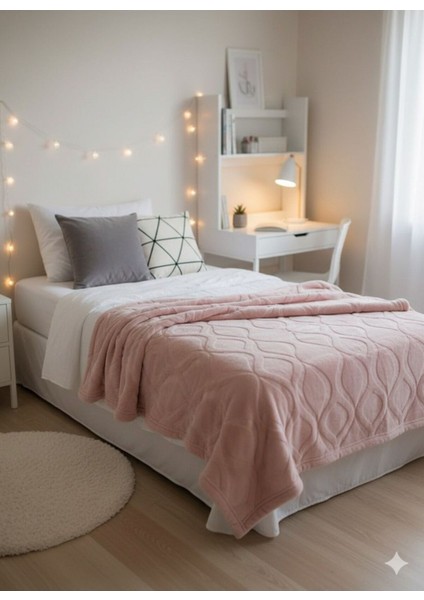 Taç Kalın Kabartmalı Tek Kişilik Battaniye