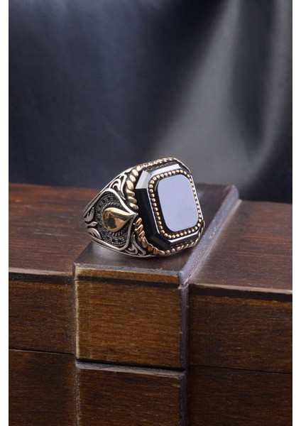 Siyah Zirkon Taş Damla Desenli Kare 925 Ayar Gümüş Erkek Yüzük modelleri