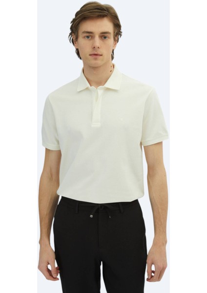 Kırık Beyaz Düz Polo Yaka %100 Pamuk T-Shirt fiyatları