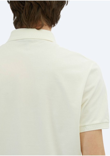 Kırık Beyaz Düz Polo Yaka %100 Pamuk T-Shirt indirimleri