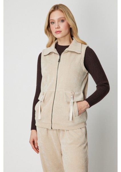 Dik Yaka Fermuarlı Yelek 66920-26K modelleri