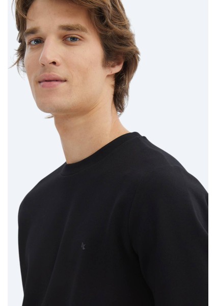 Siyah Bisiklet Yaka Sweatshırt