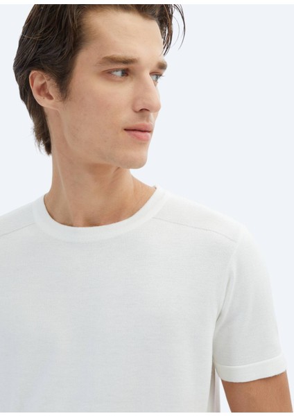 Ekru Bisiklet Yaka Desenli Triko