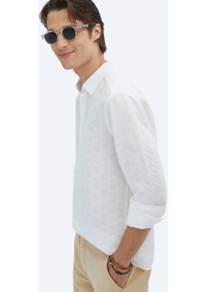 Beyaz Regular Fit Dokuma Klasik Gömlek