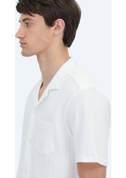 Beyaz Düz Regular Fit Casual %100 Pamuk Gömlek