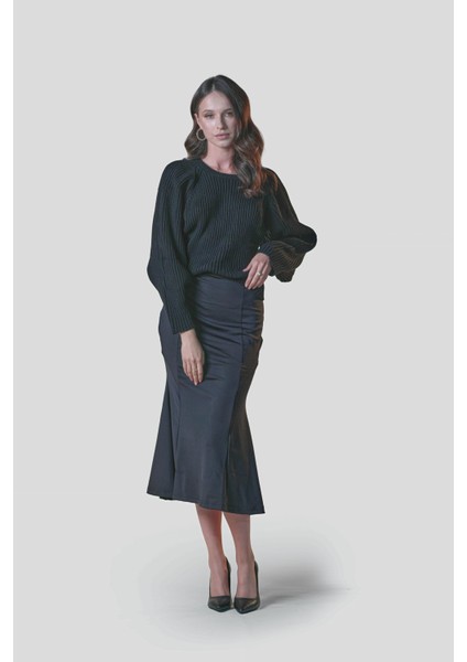 Sırtı Bağcıklı Balon Kol Kazak