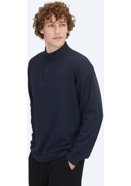 Lacivert Dik Yaka Sweatshırt