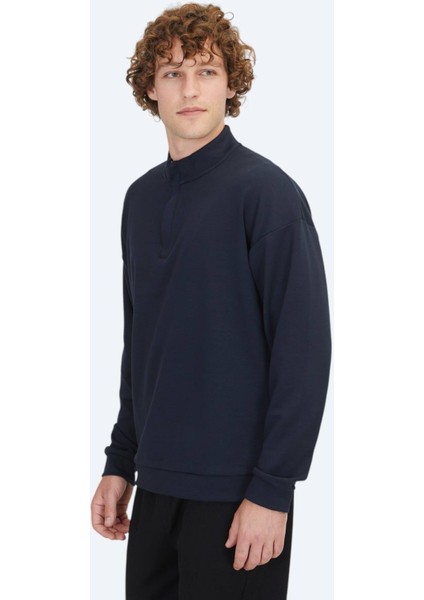 Lacivert Dik Yaka Sweatshırt