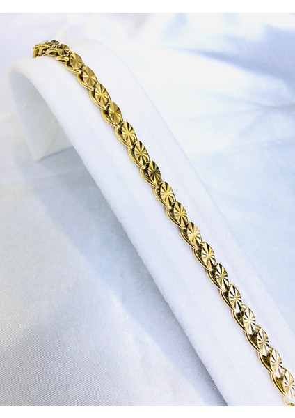 Işlemeli Arpaçelikbileklik