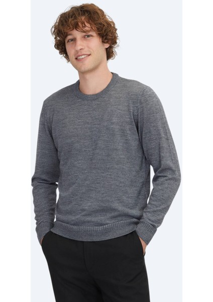 Gri Bisiklet Yaka Düz Örgü Yün Karışımlı Triko Kazak