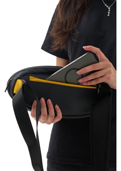 LED Işıklı Sert Korumalı Bel Çantası – USB Şarjlı, Su Geçirmez, Darbe Dayanıklı fırsatları