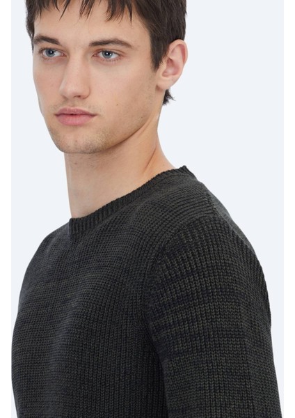 Siyah Bisiklet Yaka Desenli Pamuk Karışımlı Triko Kazak