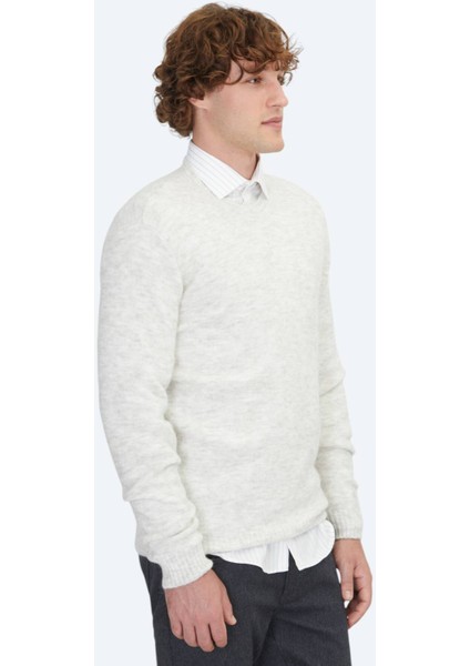 Ekru Bisiklet Yaka Jakarlı Yün Karışımlı Triko Kazak