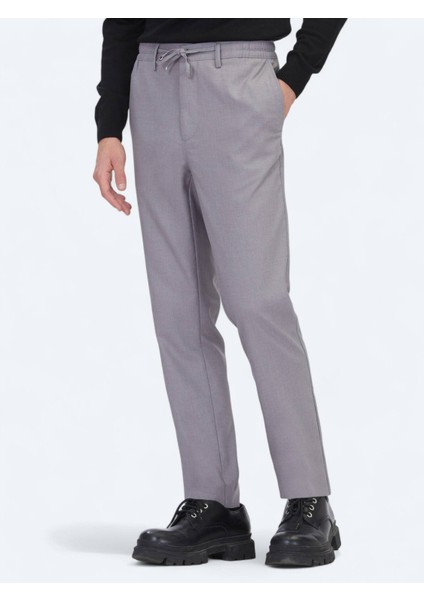 Gri Düz Dokuma Jogging Fit Casual Pantolon fırsatları