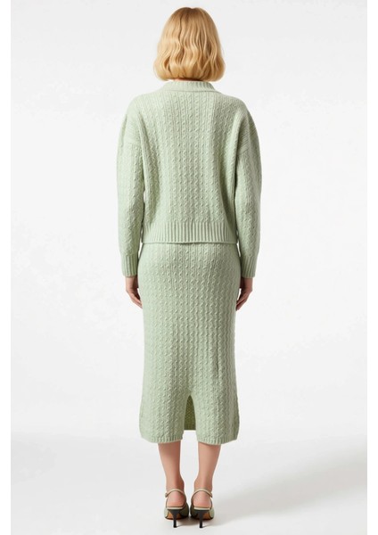 Kadın Alt Üst Oversize Saç Örgü Desenli Triko Kazak ve Midi Etek Ikili Takım Kış Sezonu Rahatlığı indirimleri