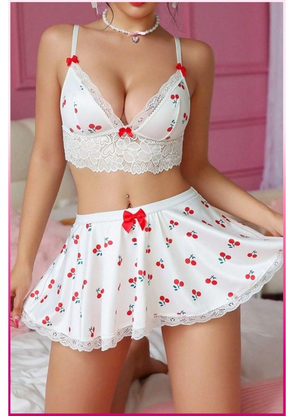 Mini Etekli Dantel Detaylı Çilek Desenli Üçlü Set – Bralet & Etek & Külot fırsatları