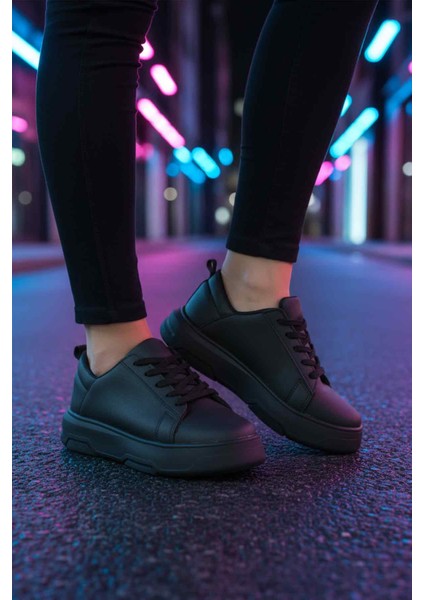 Siyah Kalın Taban Bağcıklı Kadın Spor Ayakkabı Termo Dv-03 Z modelleri