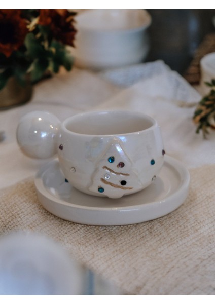 Taşlı Yılbaşı Ağaçlı Fincan